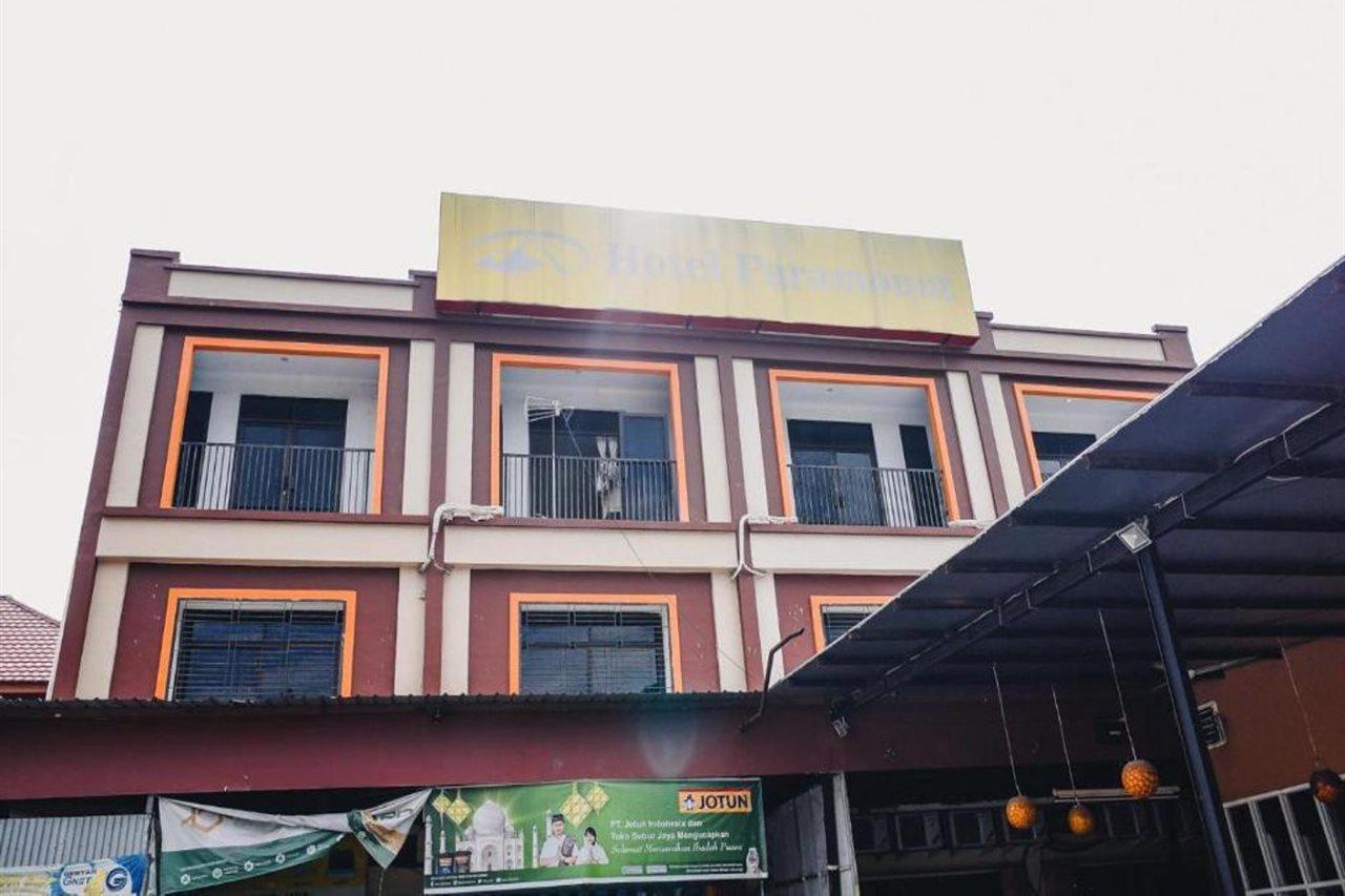 Reddoorz Plus Near Sultan Hasanuddin Airport Makassar Dış mekan fotoğraf